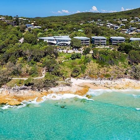 Stradbroke Island Beach Hotel ポイント・ルックアウト エクステリア 写真