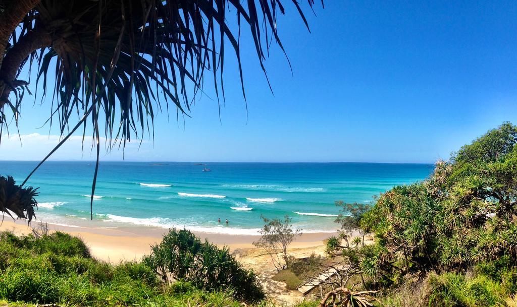 Stradbroke Island Beach Hotel ポイント・ルックアウト エクステリア 写真